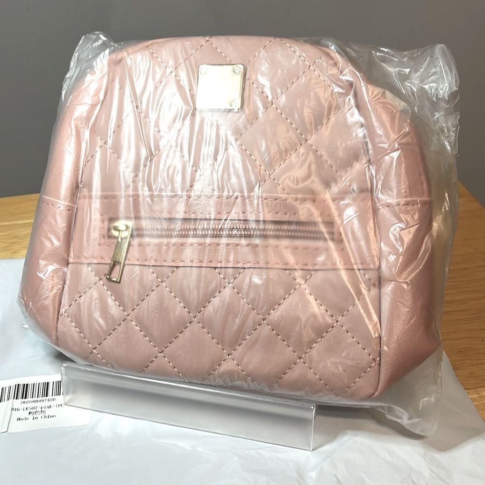 Quilted Pink Backpack NWT Vegan Leather - Picture 6 of 7
